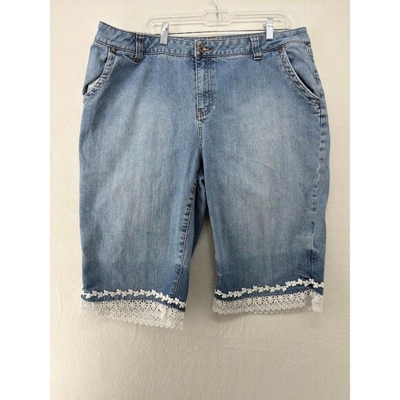a.n.a Pants - A.N.A Women's Plus Size 20W Denim Jeans Bermuda Floral Lace Trim Accent